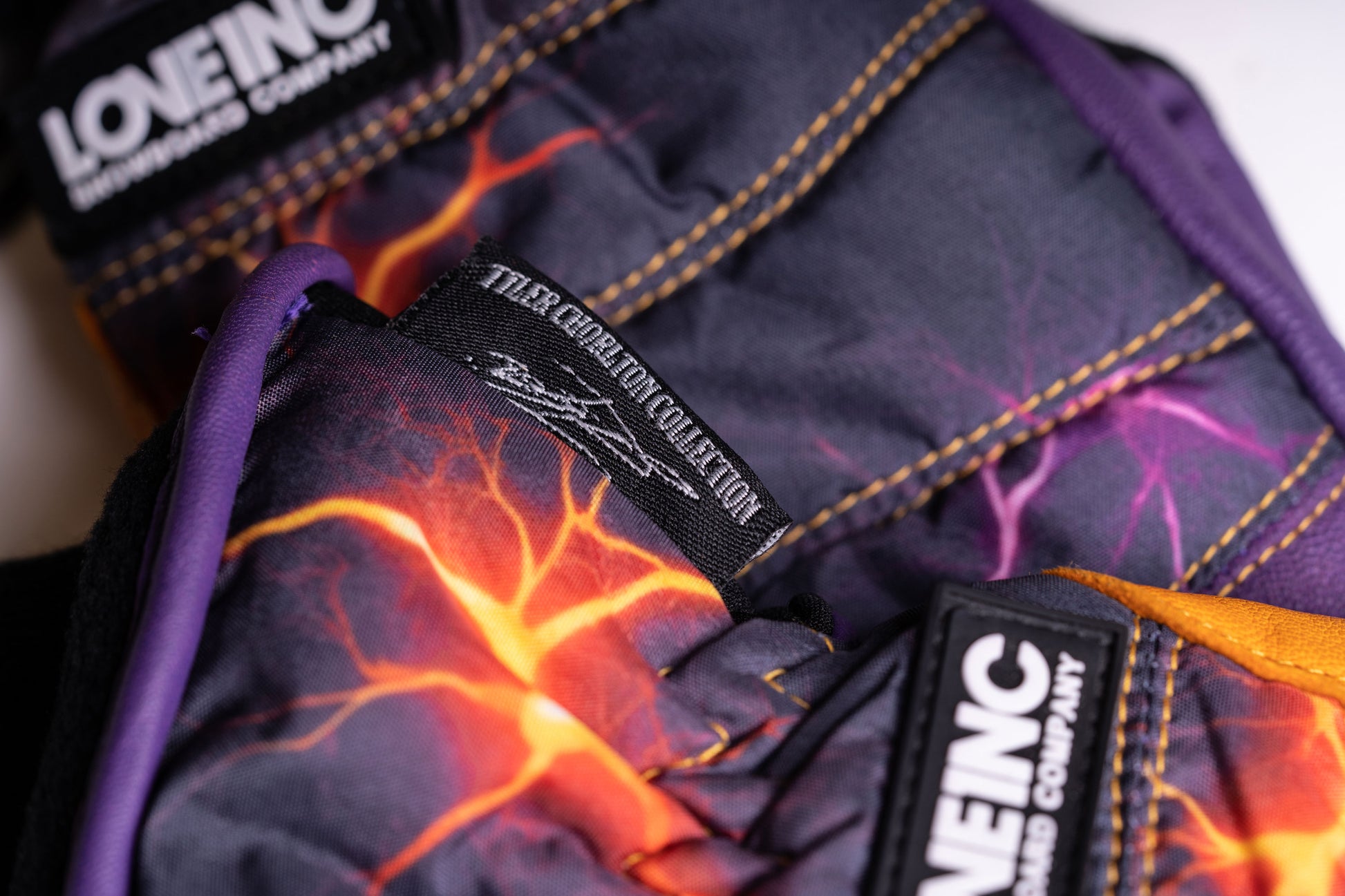 Tyler Chorlton Pro Mitten - Raiden