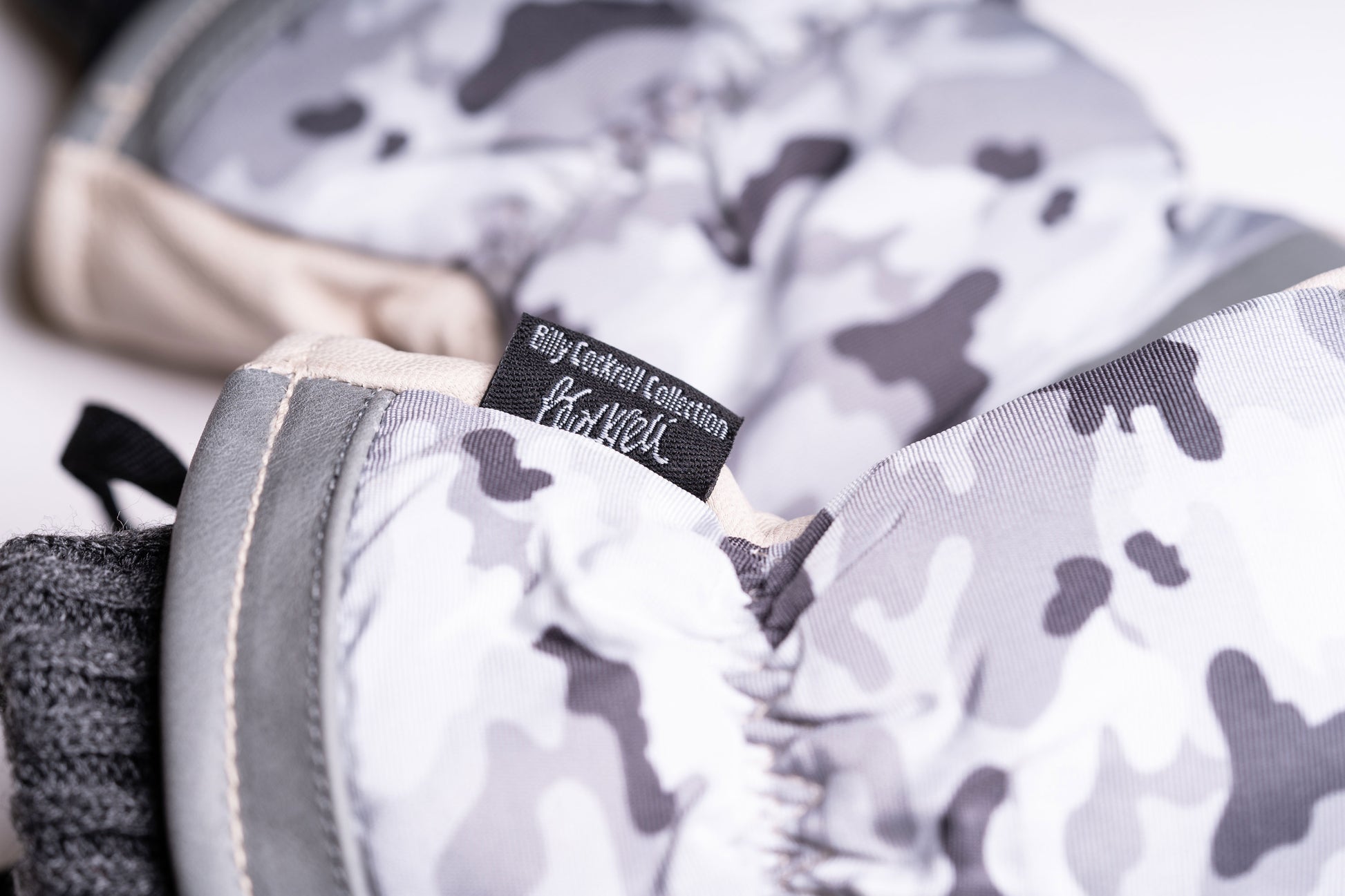 Billy Cockrell Pro Snowboard Mitten - Stormer